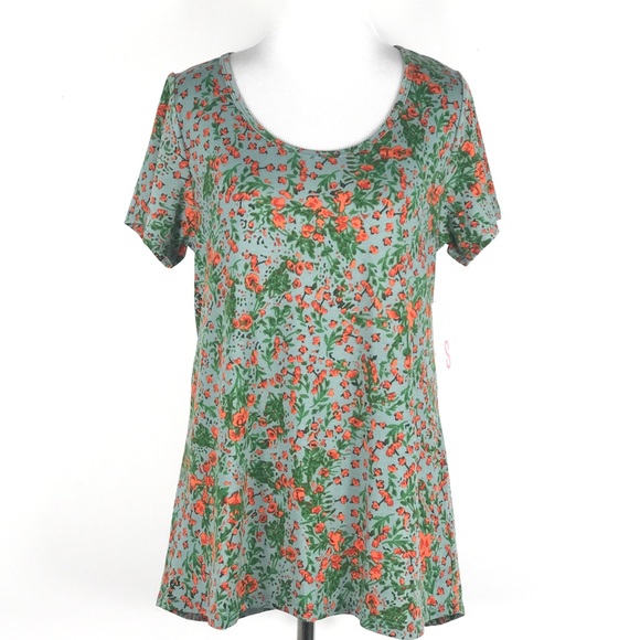 LuLaRoe Tops - Lularoe classic T size Small